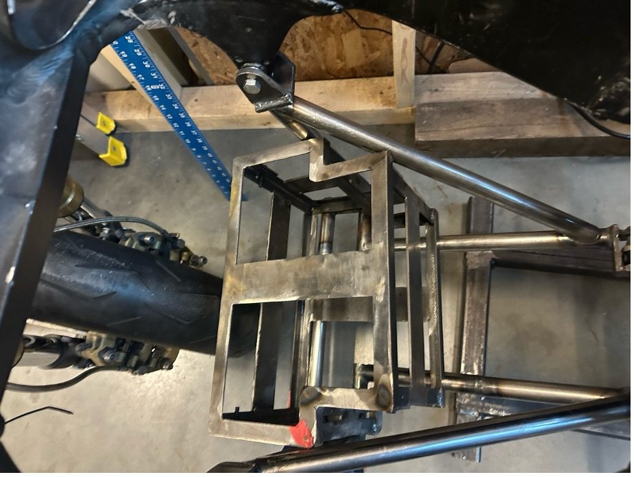 Earlier battery pack and structural assembly